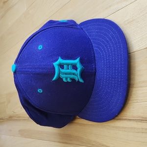 New Era purple/teal MLB Detroit Tigers fitted cap -- 7 3/4